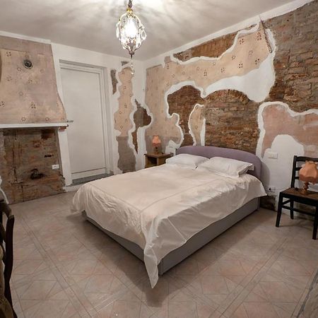 Il Castello Delle Dame - Lo Scudiero فيجيفانو المظهر الخارجي الصورة
